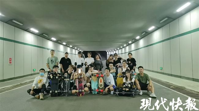 2022 年夏天，陆冲为何成为年轻人新的